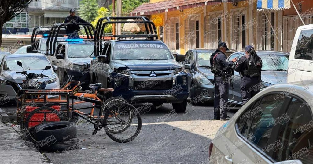 Reportan civiles armados en hotel Reportan civiles armados en hotel