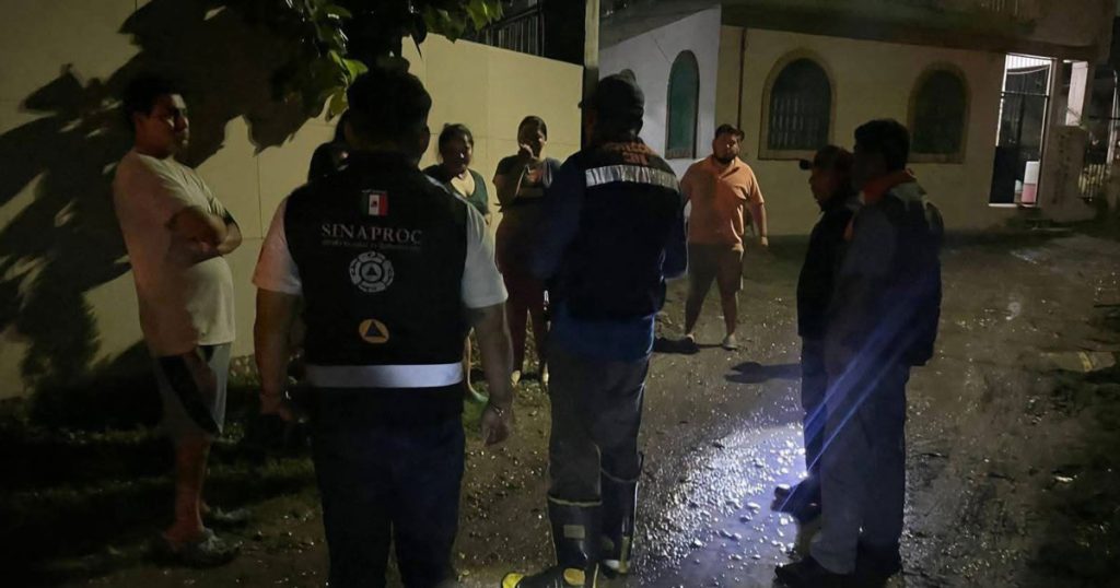 Río Cazones alcanza nivel crítico; Protección civil activa alerta preventiva