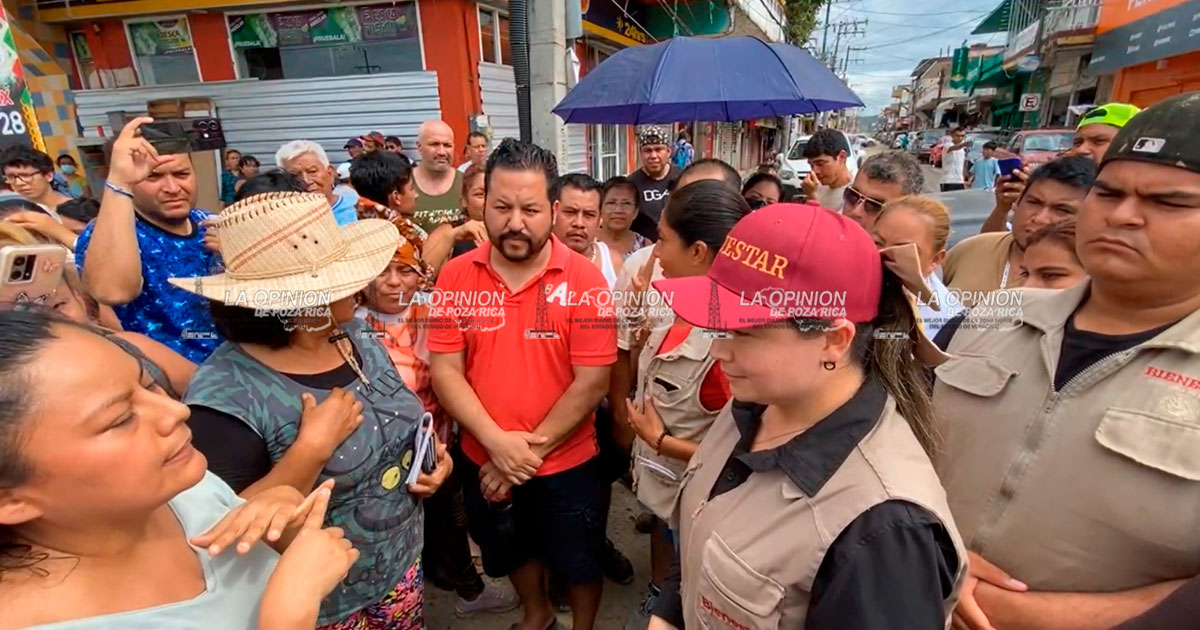 Engañan Servidores de la Nación a damnificados de la Camacho