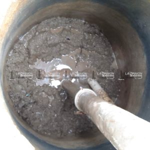 Ayuntamiento desazolva drenajes en calles de la colonia Independencia Ayuntamiento desazolva drenajes en calles de la colonia Independencia