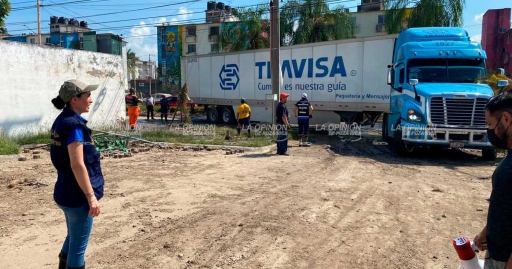 Llegó la ayuda humanitaria de San Nicolás de los Garza, Nuevo León Llegó la ayuda humanitaria de San Nicolás de los Garza, Nuevo León