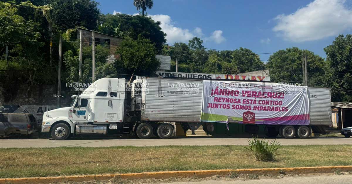 Gobernador de Tamaulipas envía toneladas de ayuda humanitaria a damnificados Gobernador de Tamaulipas envía toneladas de ayuda humanitaria a damnificados