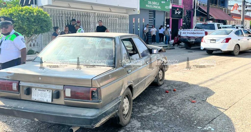 Se voló el alto y chocó Se voló el alto y chocó