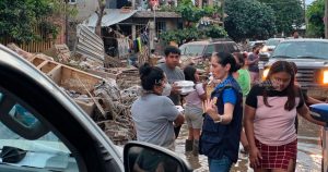 Familia Huerta Ortiz solidaria con damnificados lleva más de 400 comidas calientes Familia Huerta Ortiz solidaria con damnificados lleva más de 400 comidas calientes