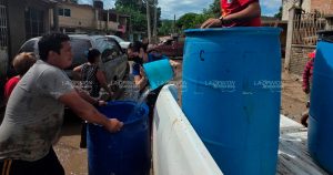 Familia Huerta Ortiz solidaria con damnificados lleva más de 400 comidas calientes Familia Huerta Ortiz solidaria con damnificados lleva más de 400 comidas calientes