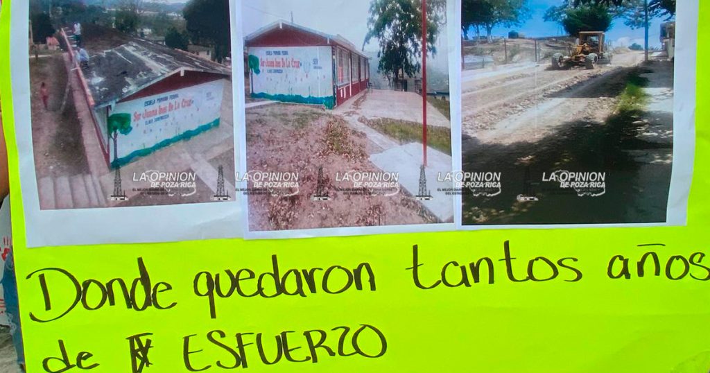 Vuelven a manifestarse padres de familia de la escuela Sor Juana Inés de la Cruz Vuelven a manifestarse padres de familia de la escuela Sor Juana Inés de la Cruz