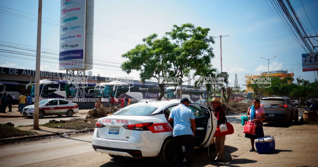 Se reactivan rutas de transporte de Poza Rica a diversos estados de la República Mexicana Se reactivan rutas de transporte de Poza Rica a diversos estados de la República Mexicana