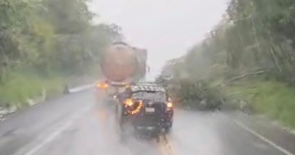 Reportan múltiples incidentes en la autopista México-Tuxpan