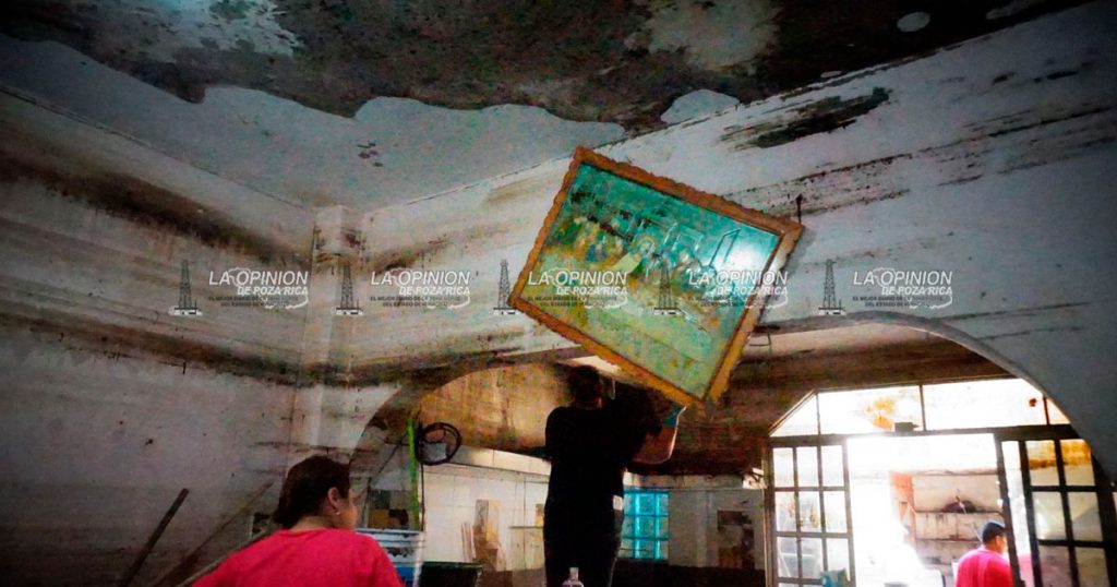 Colonia Palma Sola inundada con agua contaminada con hidrocarburo Colonia Palma Sola inundada con agua contaminada con hidrocarburo