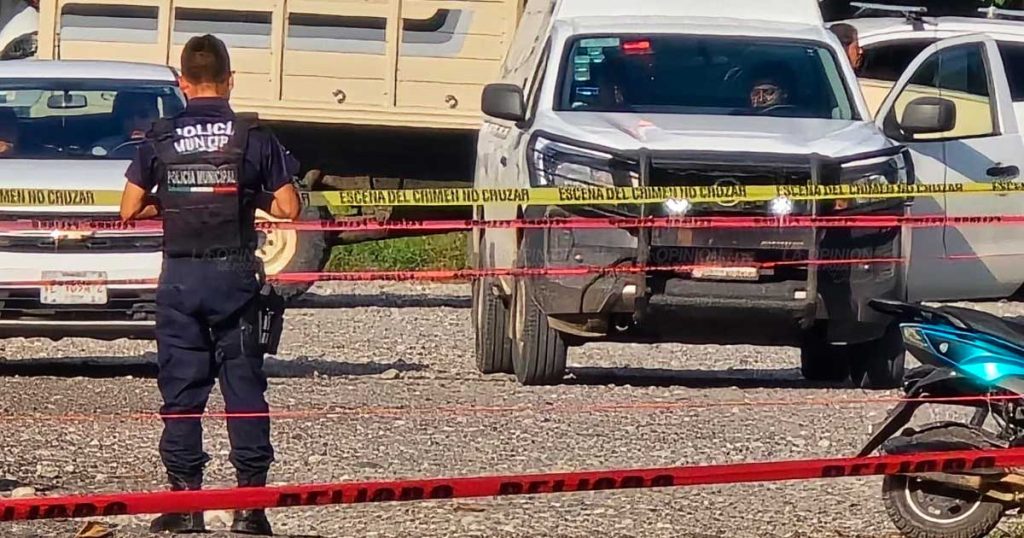 Acribillan a albañil sobre la carretera Tlapacoyan–Martínez de la Torre Acribillan a albañil sobre la carretera Tlapacoyan–Martínez de la Torre