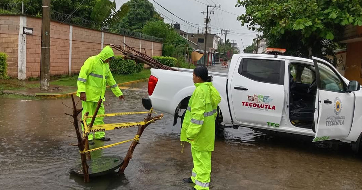 Activan refugios temporales en Tecolutla ante incremento del nivel del río