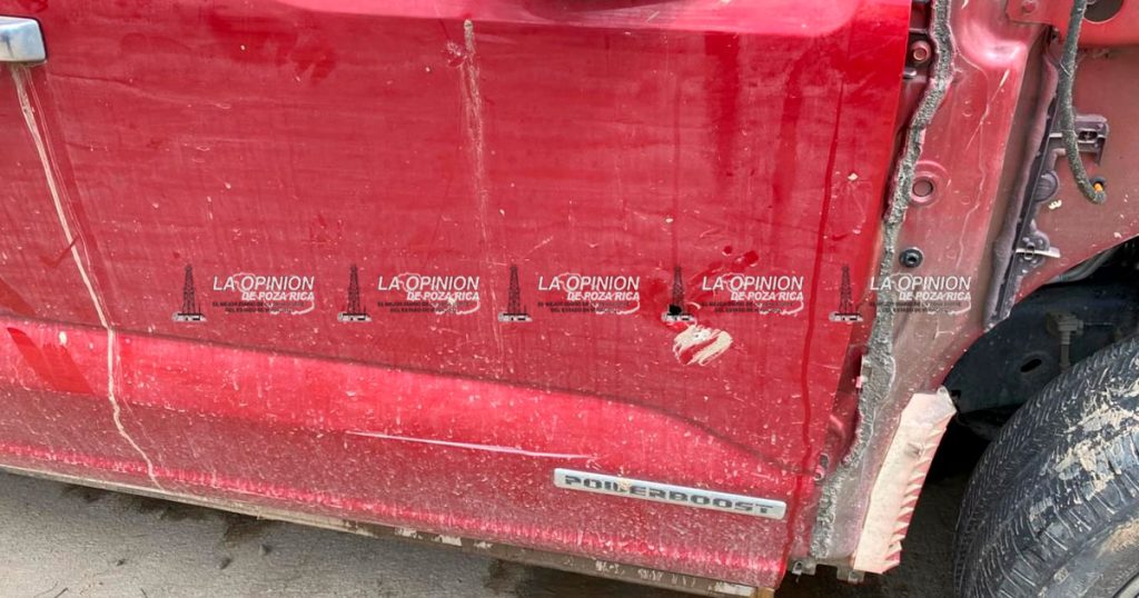 Aseguran camioneta con impactos de bala Aseguran camioneta con impactos de bala