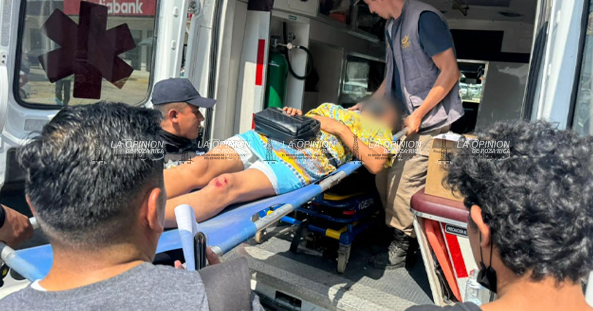 Mujer cae y se lesiona en pleno centro Mujer cae y se lesiona en pleno centro