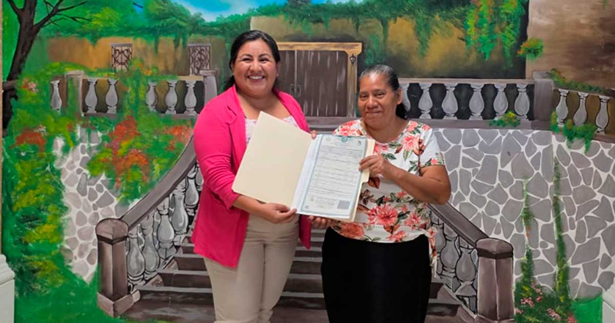 Destacada labor de la titular del Registro Civil Destacada labor de la titular del Registro Civil