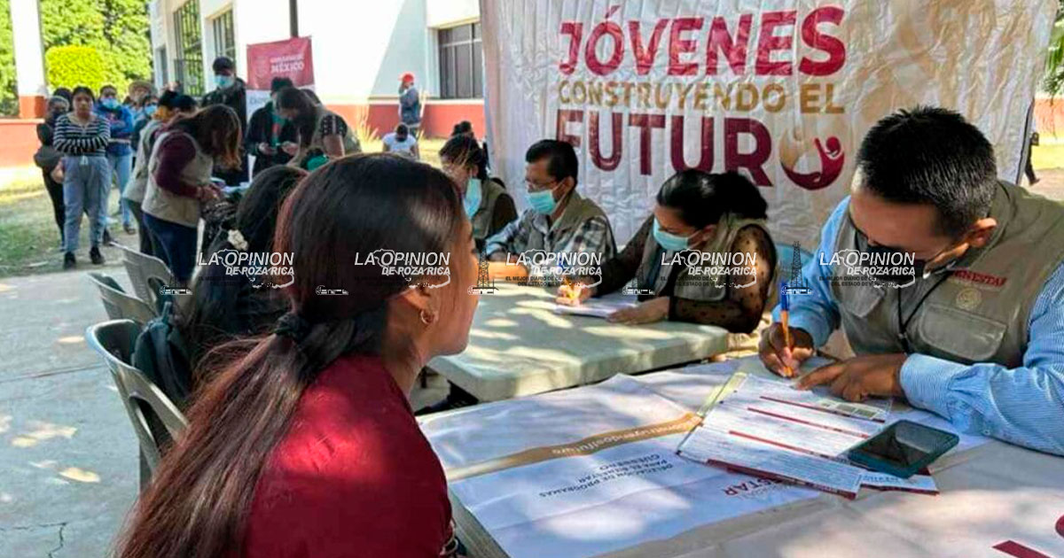 Contratarán a 5 mil jóvenes Contratarán a 5 mil jóvenes