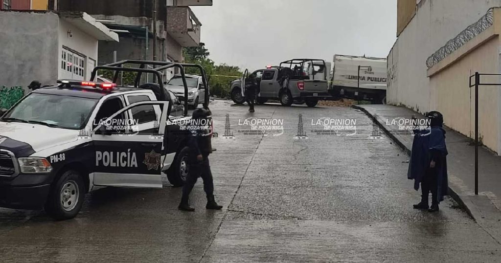 Atacan a balazos a dos hombres en el fraccionamiento Petrópolis Atacan a balazos a dos hombres en el fraccionamiento Petrópolis