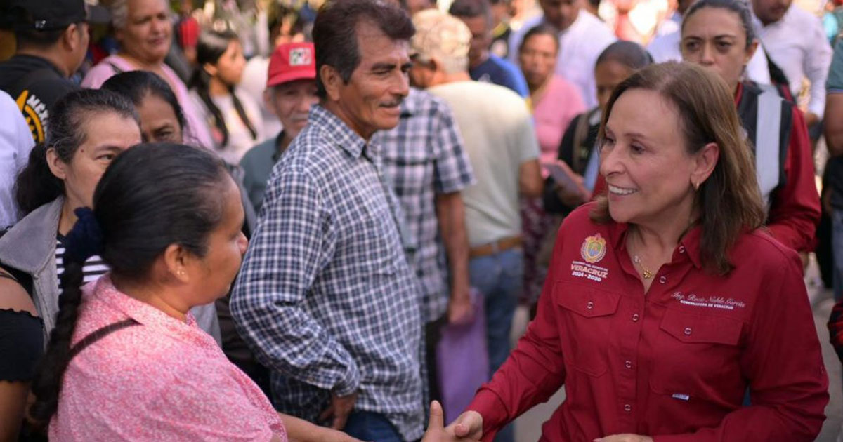 Rocío Nahle supervisa en Álamo la entrega de apoyos integrales a familias afectadas