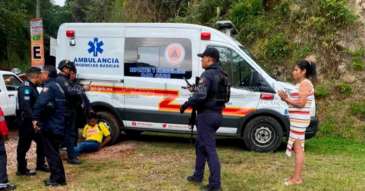 Recuperan ambulancia robada en Xalapa Recuperan ambulancia robada en Xalapa