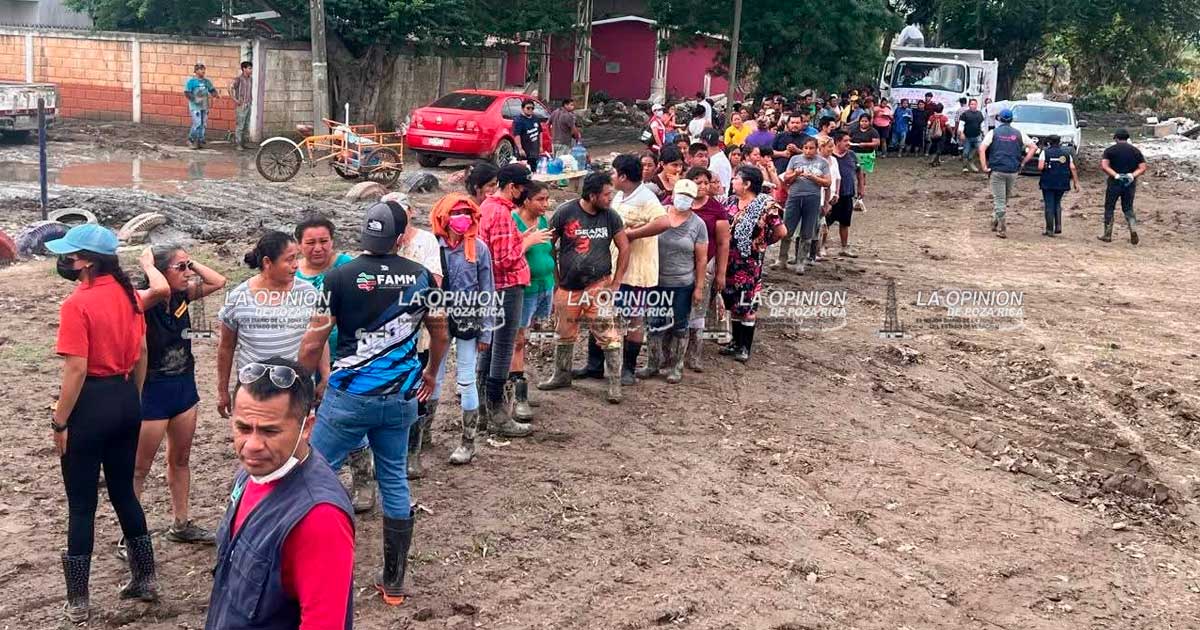 Inicia distribución de productos de limpieza a damnificados Inicia distribución de productos de limpieza a damnificados