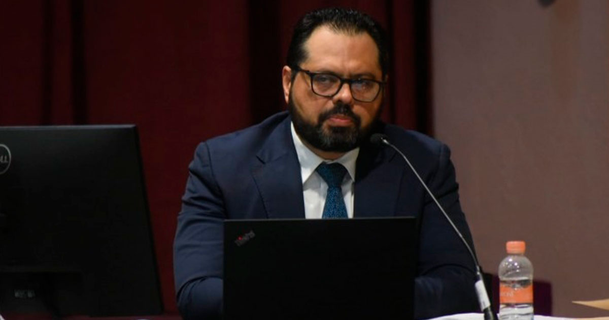 Diputados dan tunda al titular de Finanzas