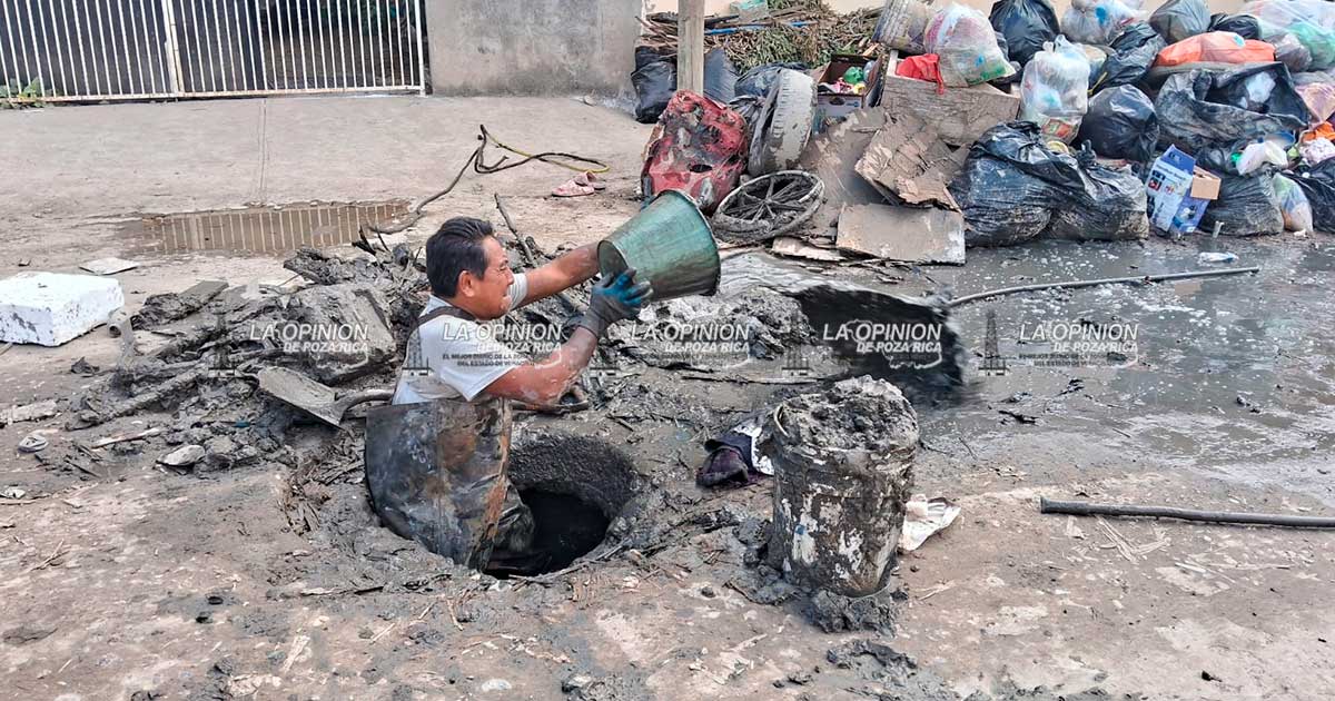 Aumenta oferta de trabajo en diversos oficios tras la inundación Aumenta oferta de trabajo en diversos oficios tras la inundación