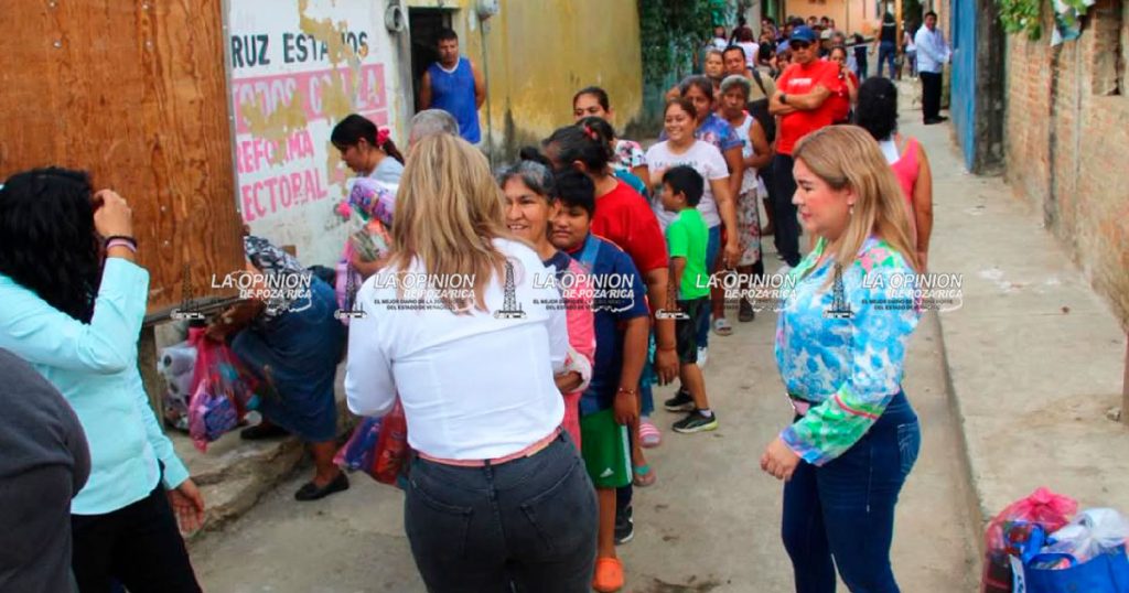 Entrega el DIF apoyos a familias de Plan de Ayala Entrega el DIF apoyos a familias de Plan de Ayala