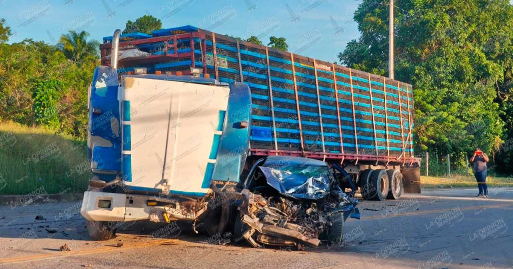  Se mata supervisor de SuKarne en carretera Poza Rica–Tihuatlán 