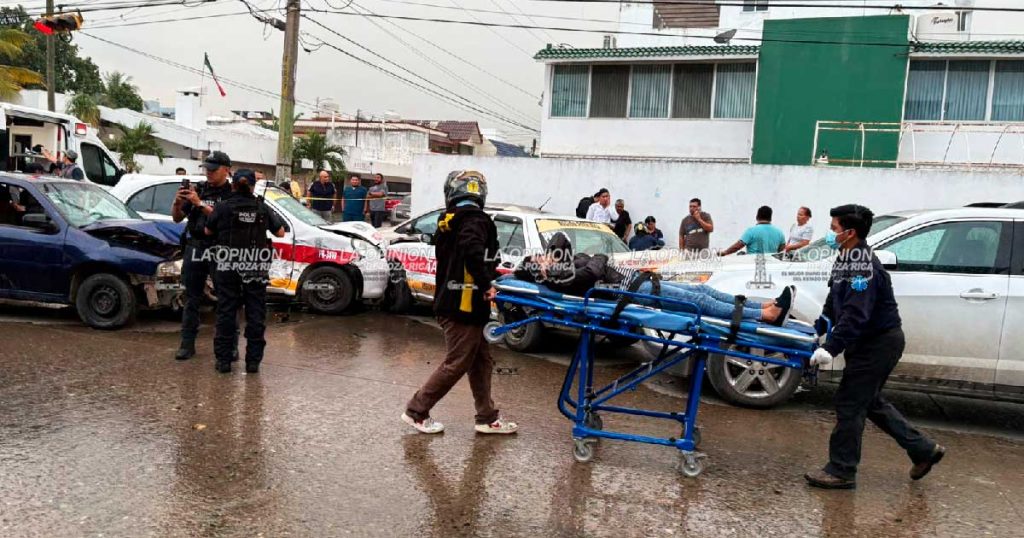 Carambolazo en la 20 Carambolazo en la 20