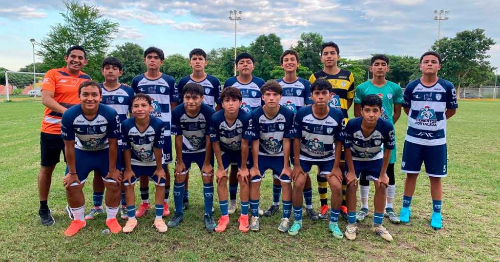 ¡Águilas RA se viste de gloria en Flores Magón!