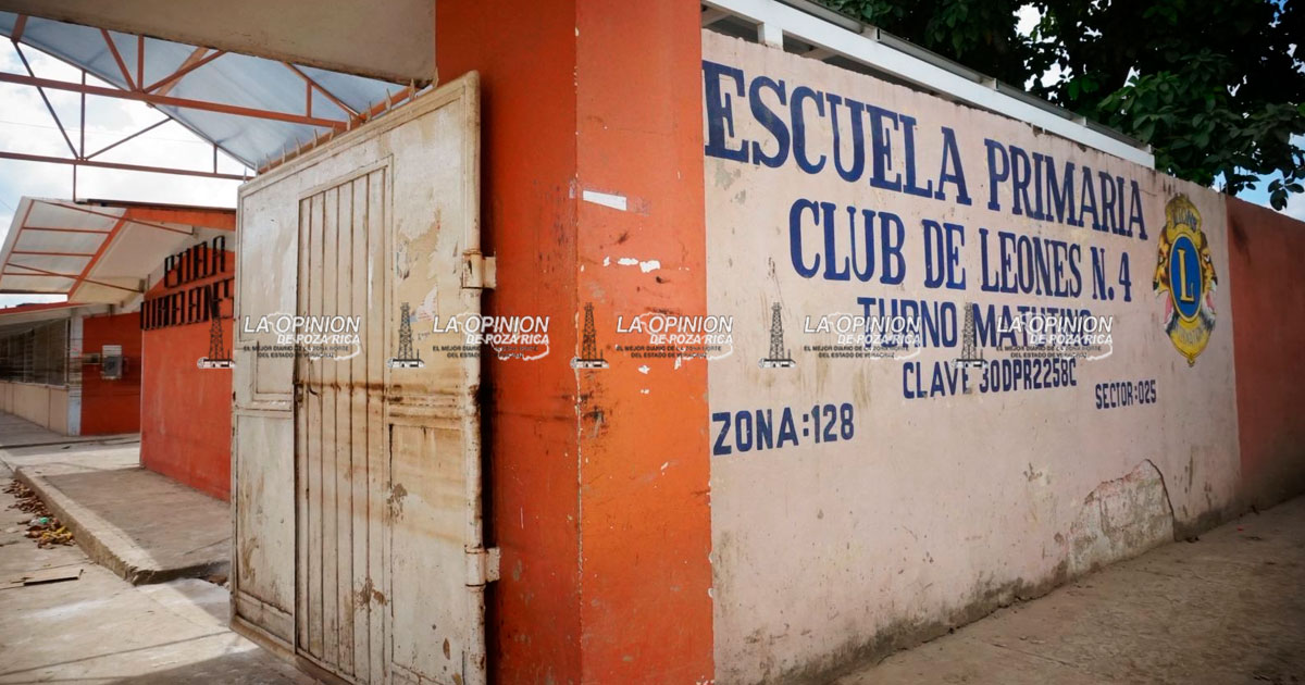 Escuela Primaria Club de Leones Número 4 lucha por continuar la educación tras inundación Escuela Primaria Club de Leones Número 4 lucha por continuar la educación tras inundación