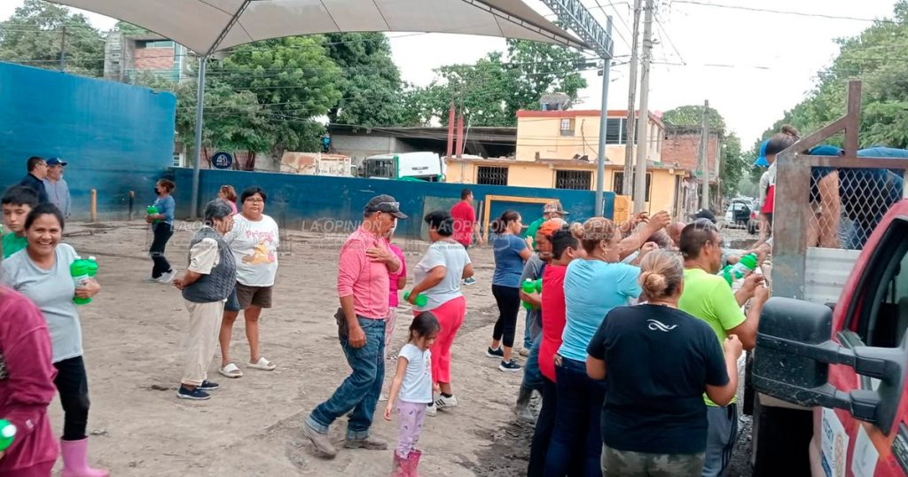 Rotaract y Club Rotario realizan acciones de apoyo a la comunidad Rotaract y Club Rotario realizan acciones de apoyo a la comunidad