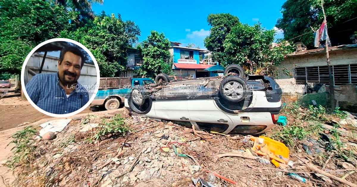 El regidor Celso Rogelio Quiroz, no quiere lidiar con manifestantes ni batir lodo El regidor Celso Rogelio Quiroz, no quiere lidiar con manifestantes ni batir lodo