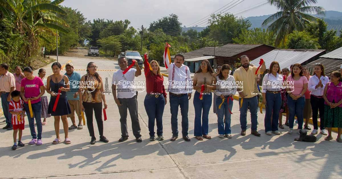 Inaugura alcalde otra obra en Progreso de Maravillas