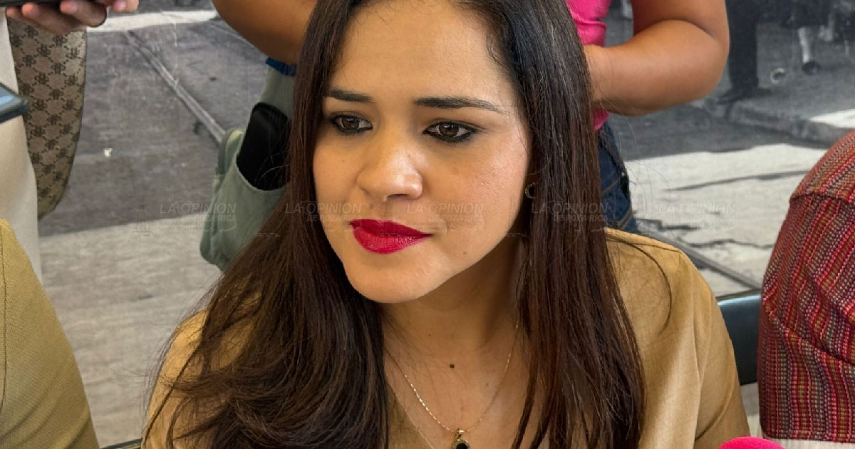 Nuevo formato de comparecencias en Veracruz limitará las críticas de la oposición: Elena Córdova Nuevo formato de comparecencias en Veracruz limitará las críticas de la oposición: Elena Córdova