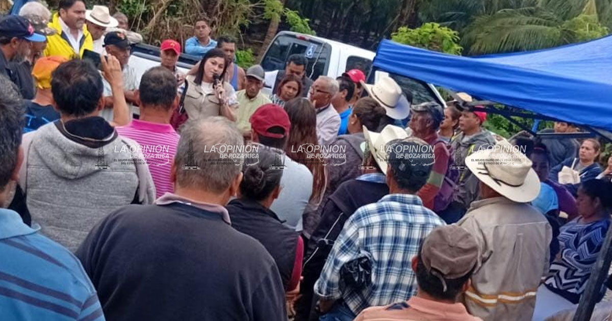 Pobladores reactivan bloqueo de la carretera Álamo-Tuxpan