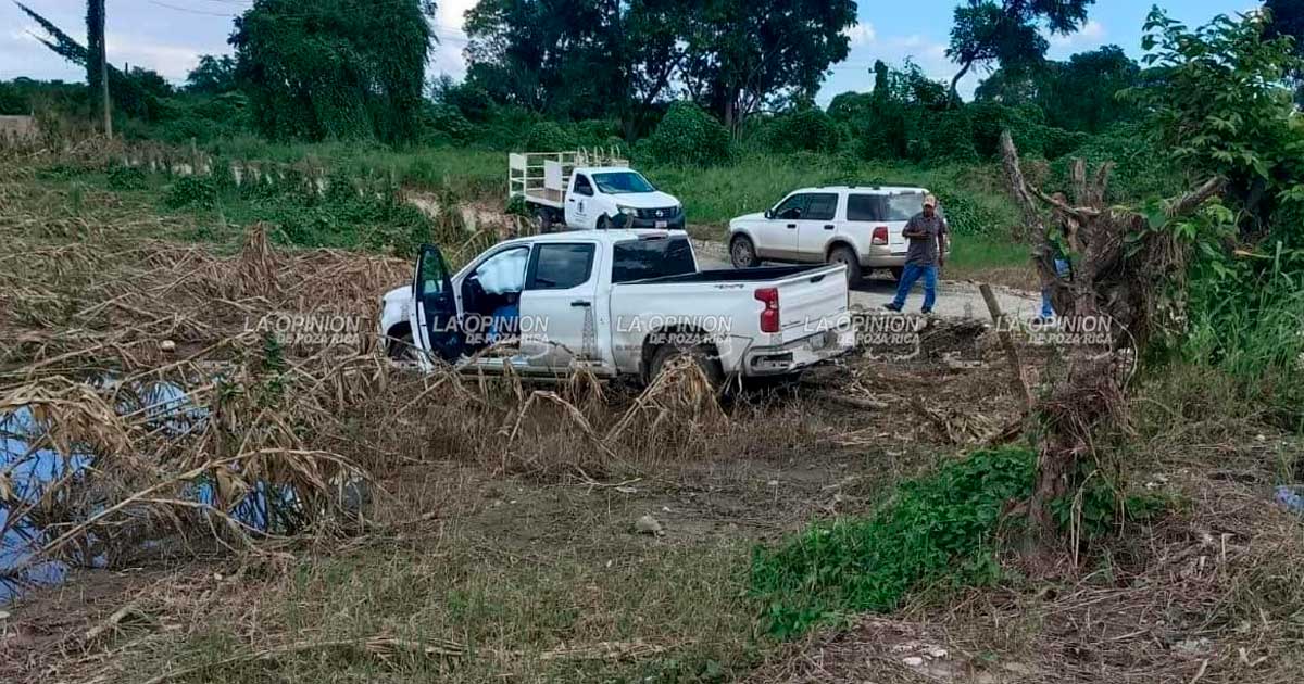 Aparatoso choque entre camionetas Aparatoso choque entre camionetas