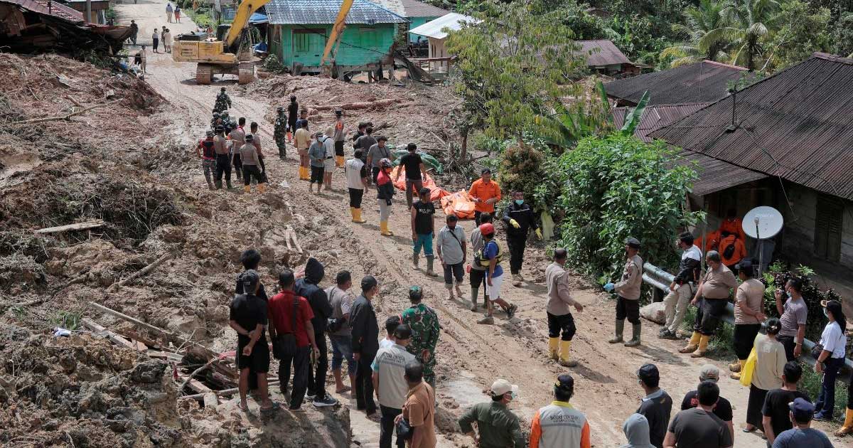 Fuertes lluvias en Tailandia e Indonesia dejan al menos 465 muertos