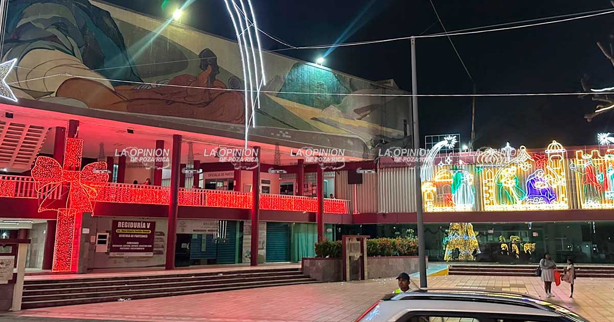Llega la Navidad a Poza Rica