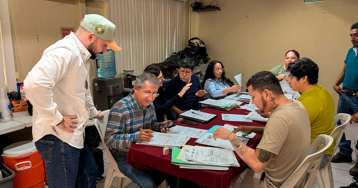 Alanís busca apoyos a parcelas afectadas Alanís busca apoyos a parcelas afectadas