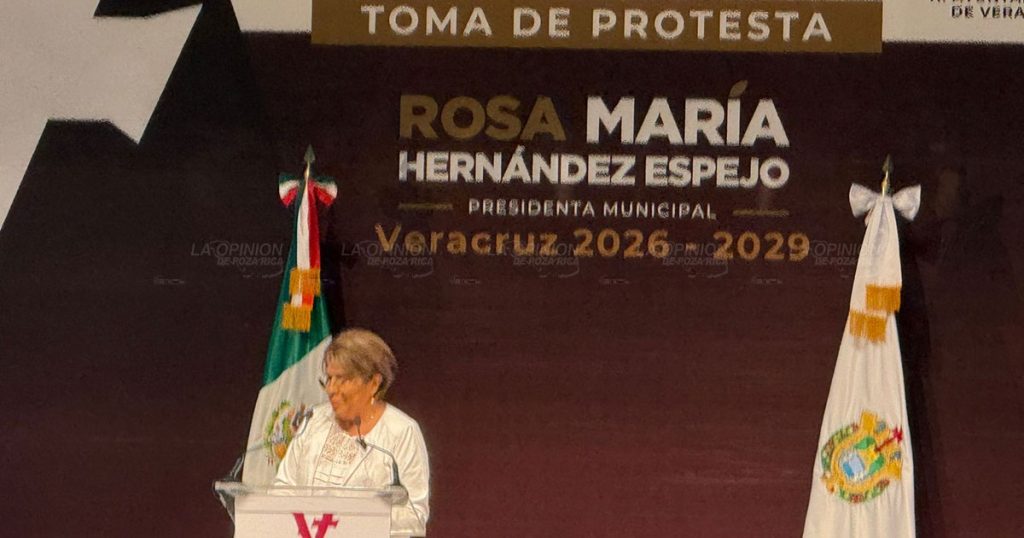 Veracruz decidió tener un gobierno más justo, igualitario y humano: Rosa María Hernández Veracruz decidió tener un gobierno más justo, igualitario y humano: Rosa María Hernández