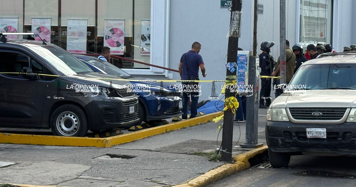 Una persona fallecida dejó un asalto a las afueras de un banco en Veracruz puerto Una persona fallecida dejó un asalto a las afueras de un banco en Veracruz puerto