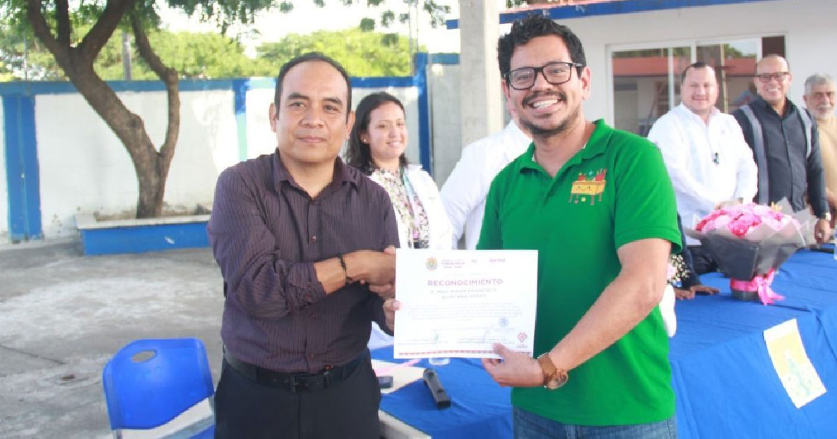 Gana estudiante veracruzana Primer lugar en Concurso Nacional Dibujando Sonrisas Gana estudiante veracruzana Primer lugar en Concurso Nacional Dibujando Sonrisas