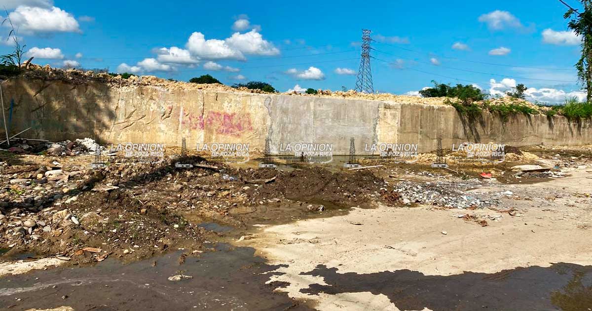 Avanza rehabilitación del muro de contención en Las Gaviotas Avanza rehabilitación del muro de contención en Las Gaviotas