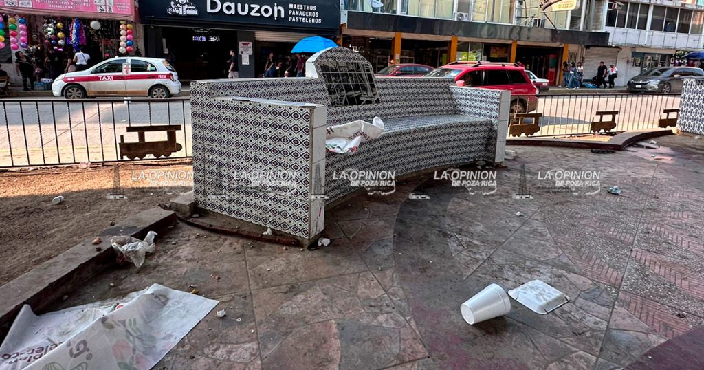 Queman basurero clandestino en el Parque Paseo Raices de Vida Queman basurero clandestino en el Parque Paseo Raices de Vida