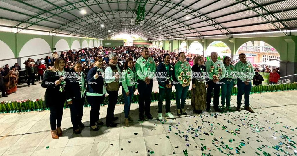 Viridiana Pérez Patiño rinde protesta como alcaldesa Viridiana Pérez Patiño rinde protesta como alcaldesa