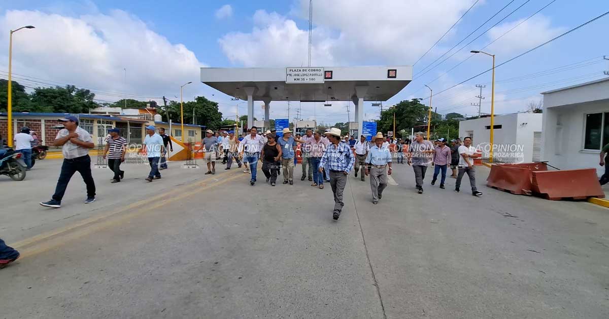 Exigen suspender cobro en la caseta del Jolopo Exigen suspender cobro en la caseta del Jolopo
