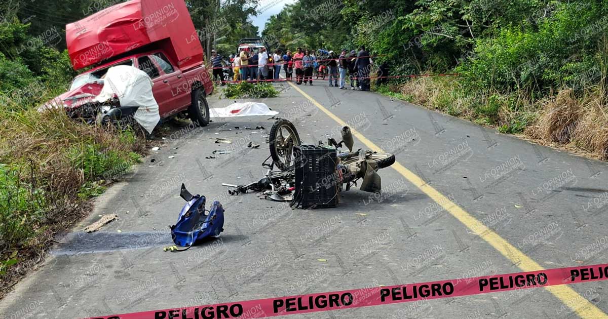 Dos muertos tras carreterazo Dos muertos tras carreterazo