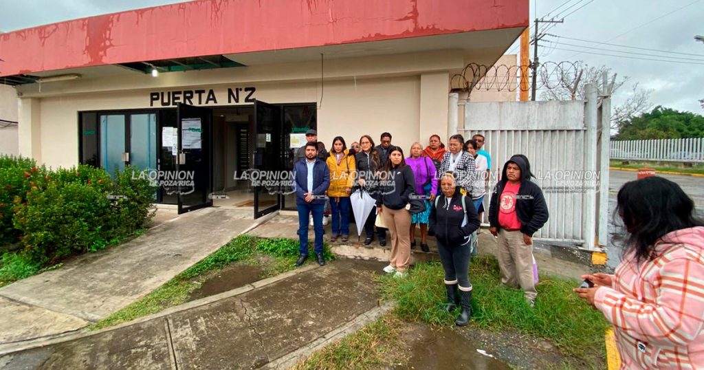 Más de 500 familias de Totolapa sufren por derrame de hidrocarburo Más de 500 familias de Totolapa sufren por derrame de hidrocarburo