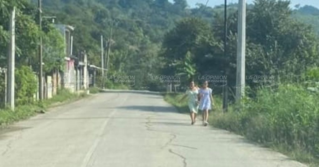 Irregular servicio de transporte hacia Cerro del Mesón, denuncian Irregular servicio de transporte hacia Cerro del Mesón, denuncian