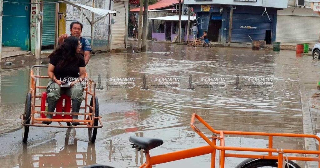 Calles anegadas por lenta rehabilitación de drenaje Calles anegadas por lenta rehabilitación de drenaje
